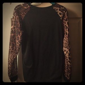 Cheetah print sleeve